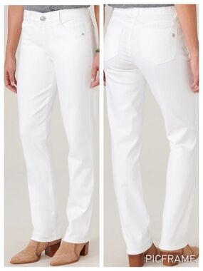 Democracy Straight Leg Jeans White